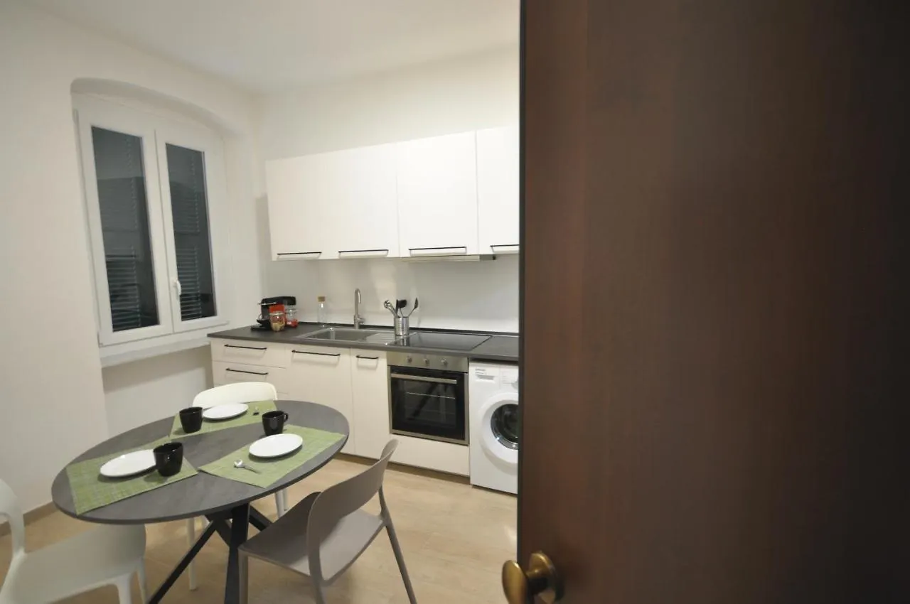 Apartment H2Ome Lagaccio 4 Rooms, 2 Bathrooms, Ac, Near Principe Station Genoa Italy