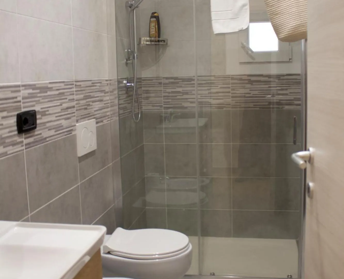 H2Ome Lagaccio 4 Rooms, 2 Bathrooms, Ac, Near Principe Station Genoa Apartment