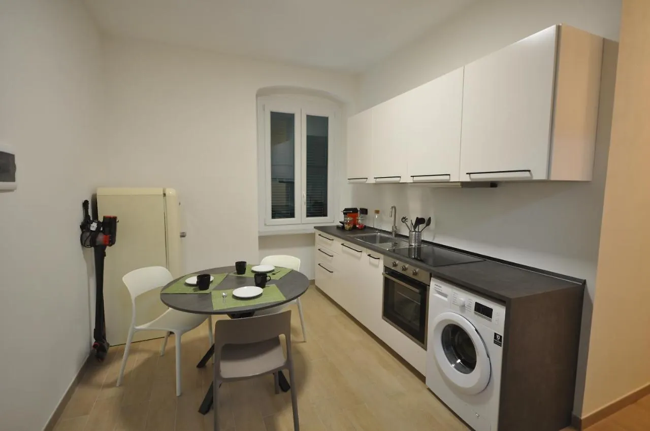 H2Ome Lagaccio 4 Rooms, 2 Bathrooms, Ac, Near Principe Station Janov 0*,
