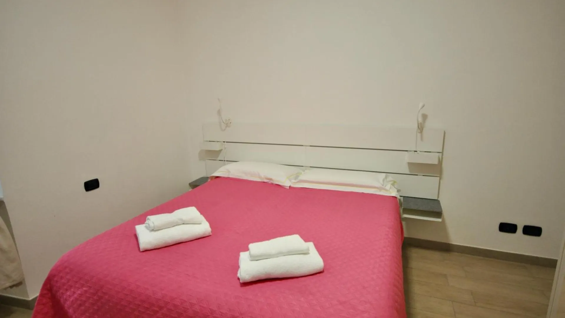 H2Ome Lagaccio 4 Rooms, 2 Bathrooms, Ac, Near Principe Station Genoa 0*,