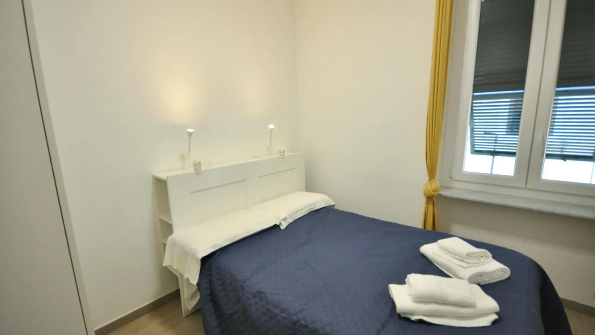 Apartment H2Ome Lagaccio 4 Rooms, 2 Bathrooms, Ac, Near Principe Station Genoa