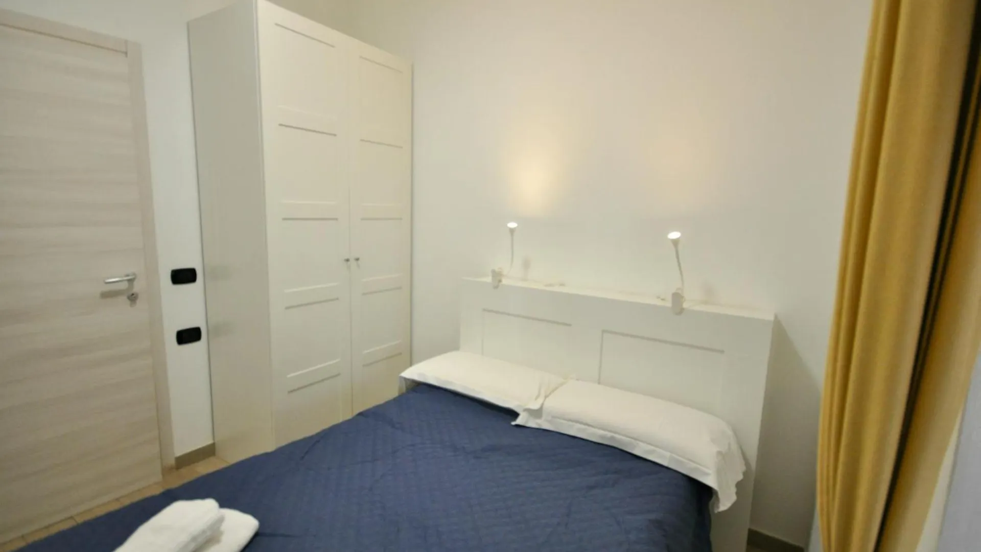 H2Ome Lagaccio 4 Rooms, 2 Bathrooms, Ac, Near Principe Station Genoa